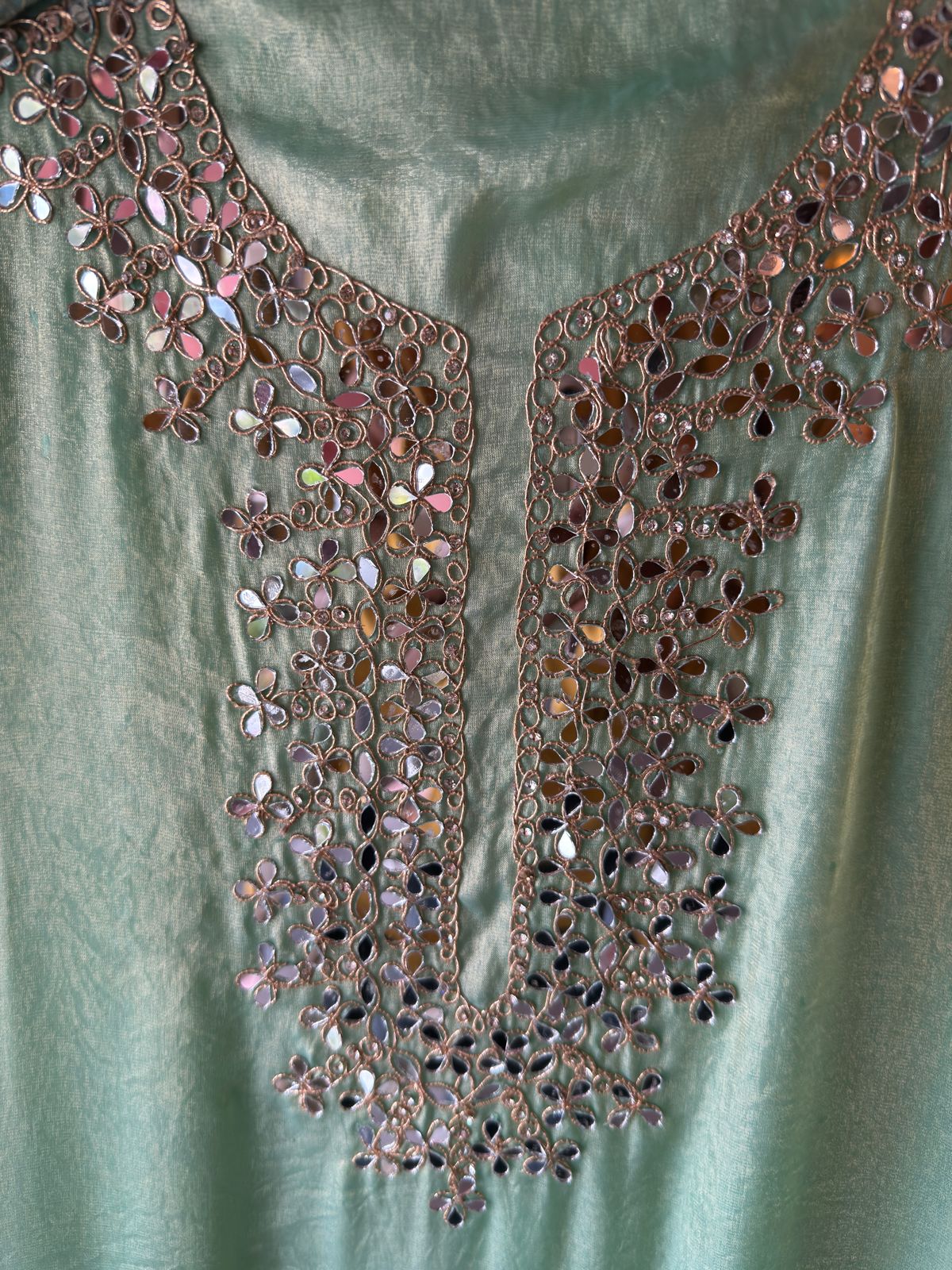 Pure glass tissue shirt